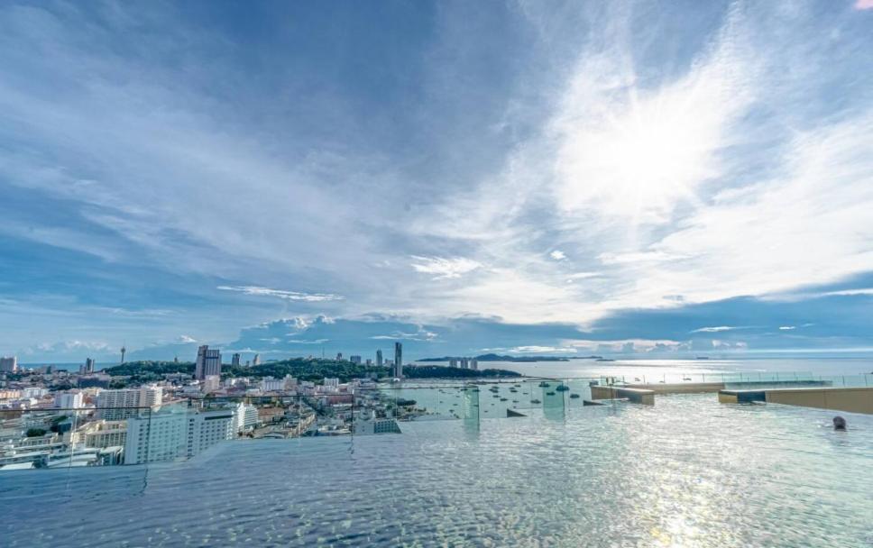 Edge Central Pattaya Seaview Residence Exterior foto
